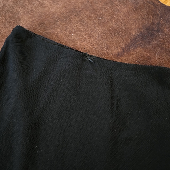 NIA Black Ravello Skirt - Picture 7 of 7